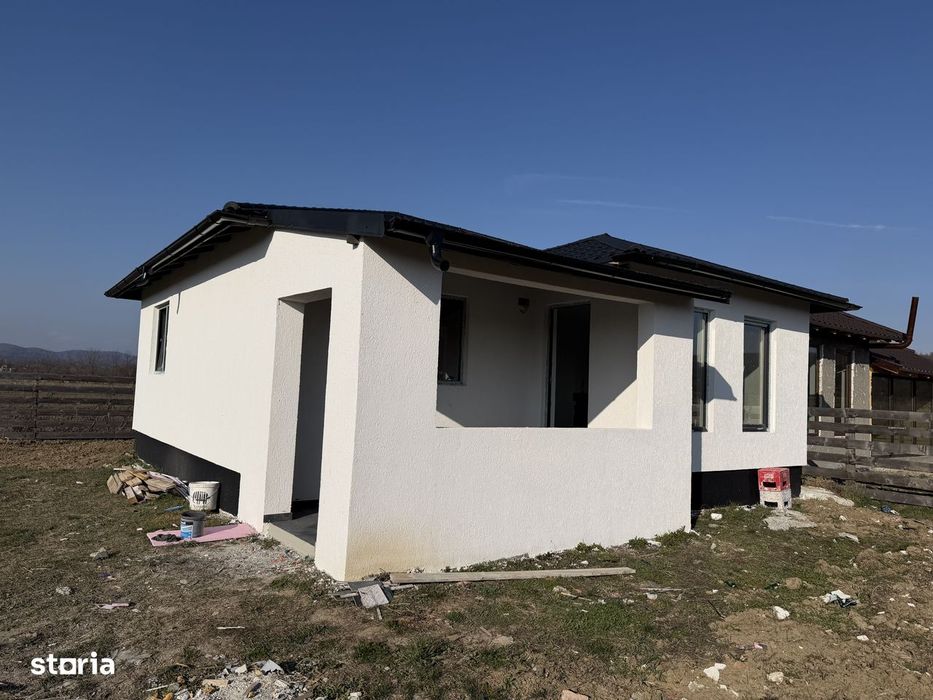 Casa DN73, langa Mioveni, constructie 2025, Bucsanesti Lotasi