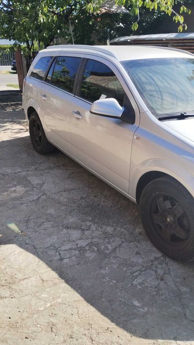 Opel Astra H Caravan (Break) – 1.7 CDTI – ITP 09.2027 – Iași