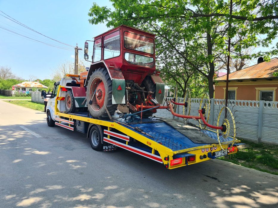 Tractari auto Transport utilaje tractor u650