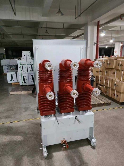 реклоузер  35кв(40.5) внутреннего типа