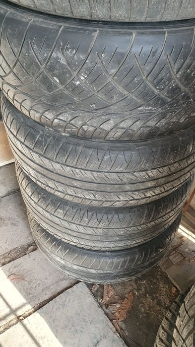 Продам комплект летней резины 3+1