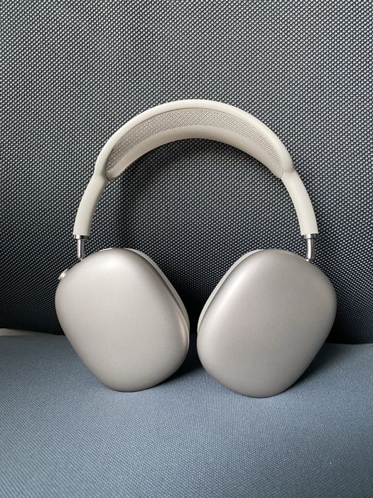 Беспроводные наушники