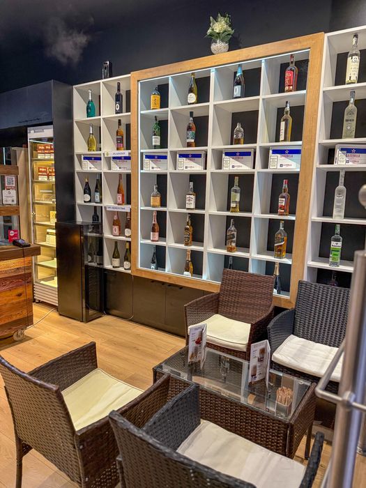 Дава се под наем Заведение в София, Дружба 2 - 50 кв.м за 1275 € - Снимка #5