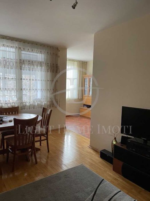 Продава се Тристаен апартамент в Пловдив, Каменица 1 - 110 кв.м за 1855 €/кв.м - Снимка #4