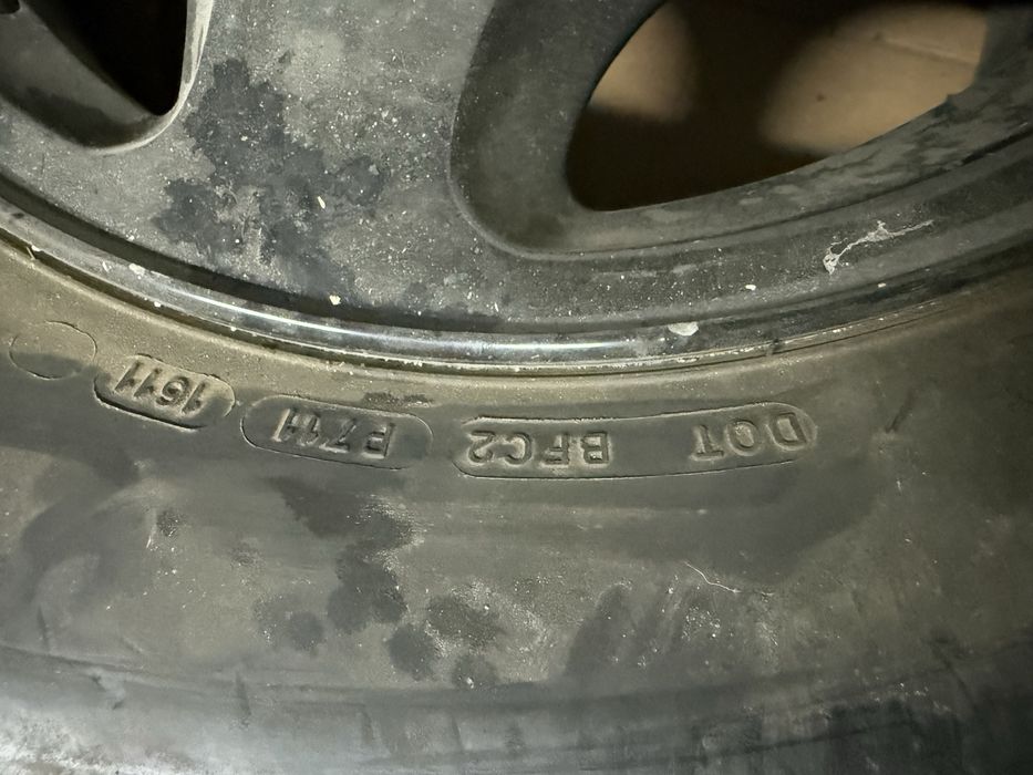 Mercedes G 4 броя 16 цола джанти с гуми