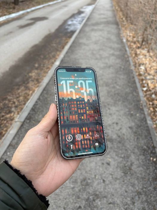 Продам Айфон 12 про 128гб