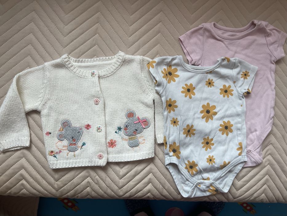 Дрехи за момиче 62-68 3-6 месеца и обувки