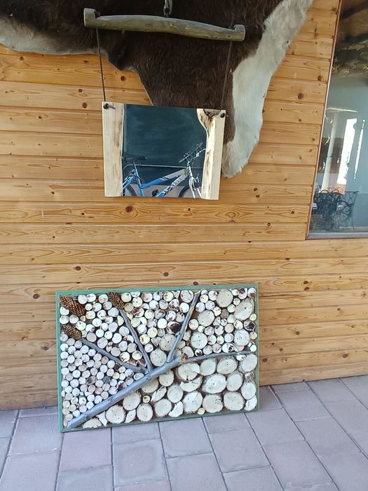 Panou decorativ, cuier și lădiță depozitare