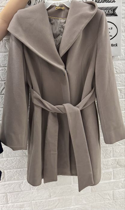 Продам кашемировое пальто