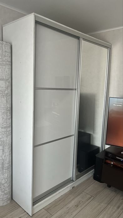 Продам шкаф купе