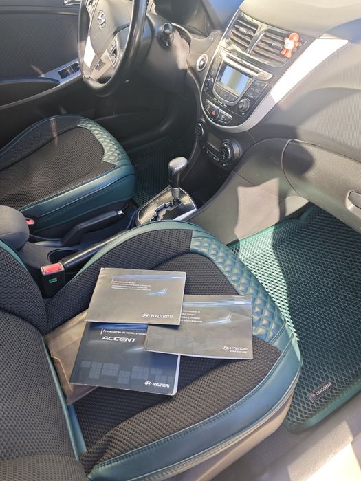 Хундай Акцент 2011,фулл, пробег 123000км