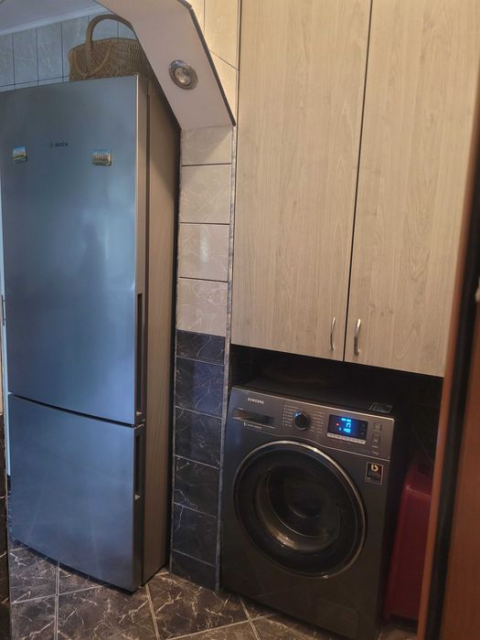 Colega de apartament langa Mc Donalds Colentina