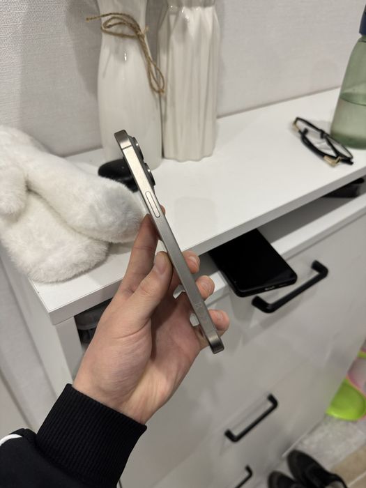 Iphone 15 pro max 256 nat titan срочно