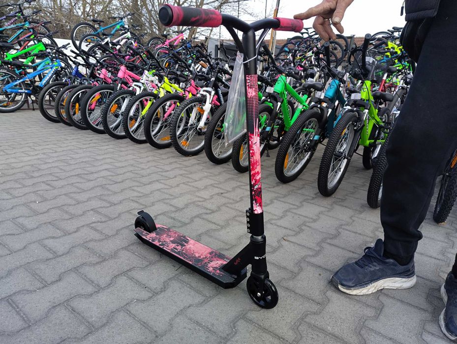 BYOX Детска тротинетка stunt SHOCK червен