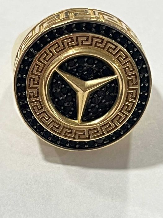 Златен пръстен Mercedes