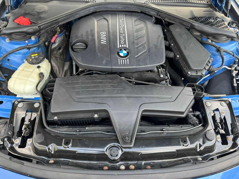 Dezmembrez bmw f30 f31 320d n47d20c m paket jante r18 interior m piese