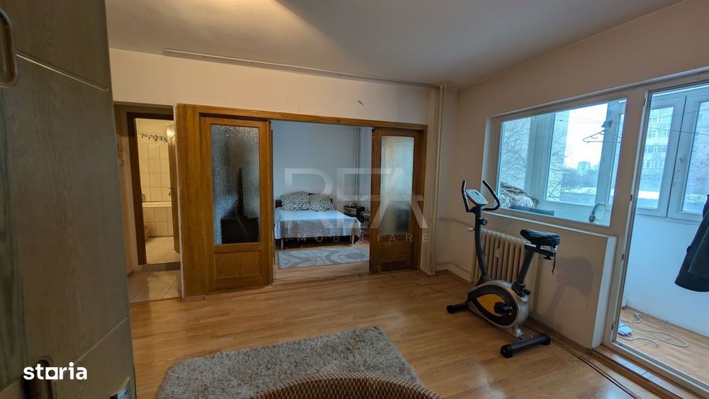 Apartament 4 camere Brancoveanu parc / etaj 2/10, bloc 82' — fotografia 1