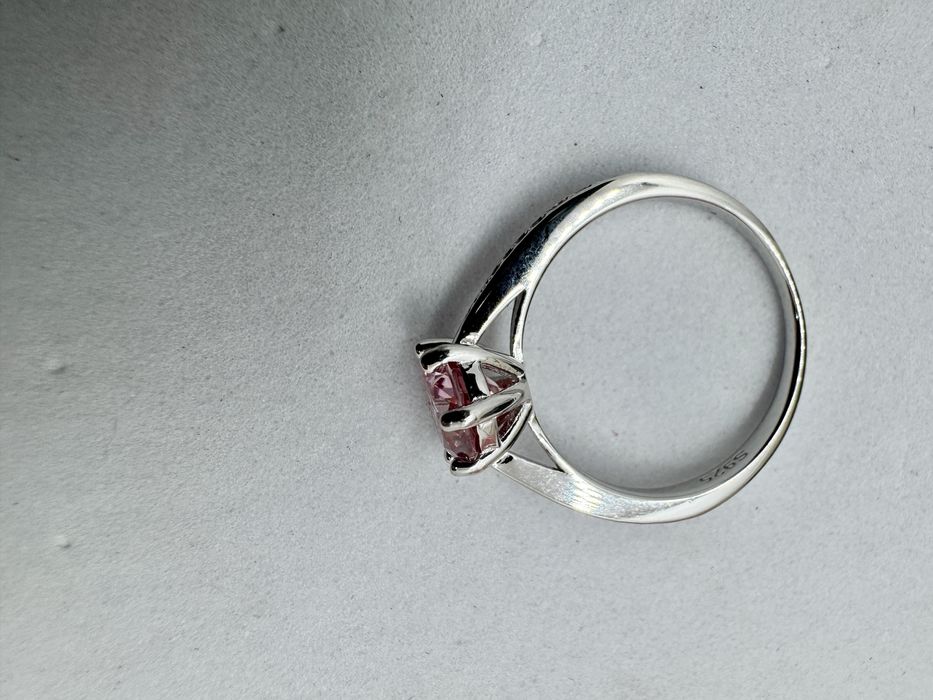 Сребърен пръстен с мойсанит (Диамант) 1 карат