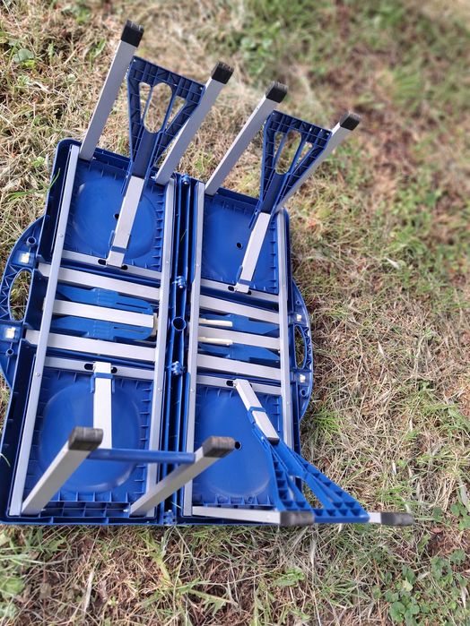 Сгъваема туристическа маса