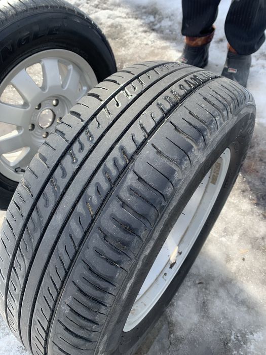 Продам шины летние.