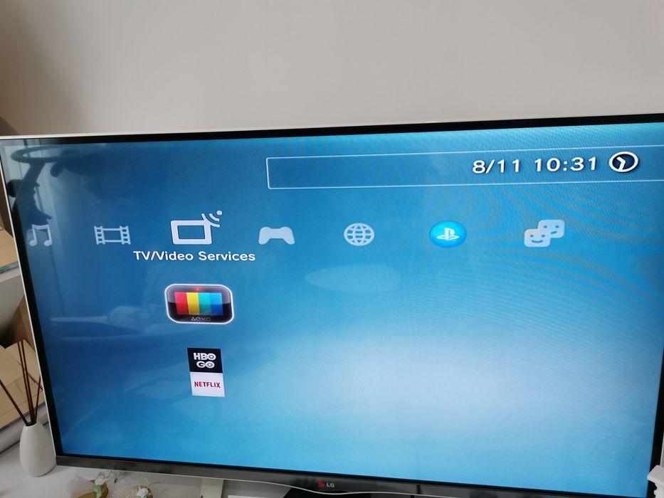 Sony Playstation 3 +17 игри +5 контролера