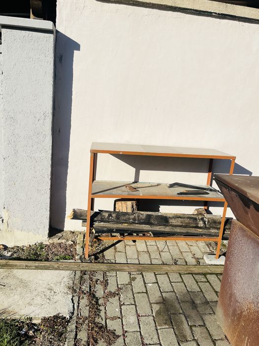 Suport din fier cu placi gresie, f solid