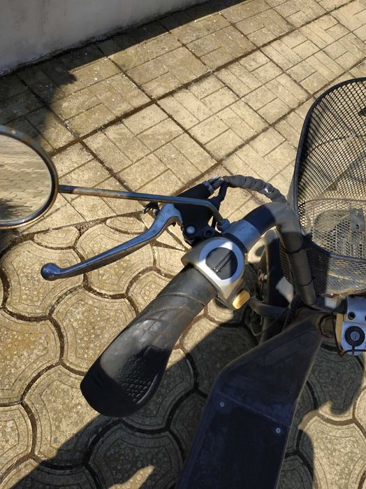 акумулаторен скутер