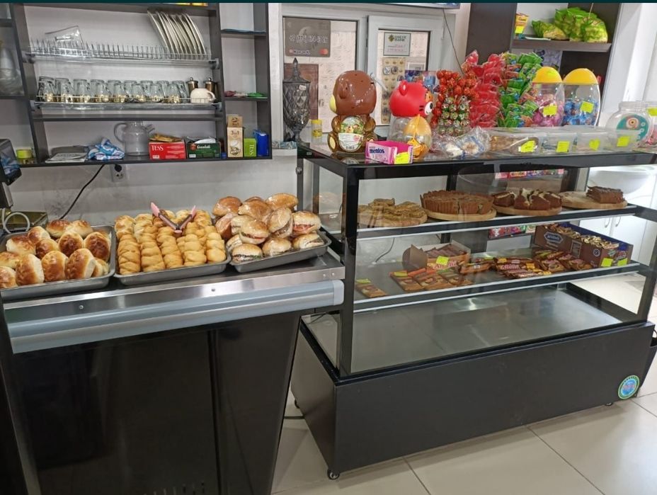 Кондитерский холодильник