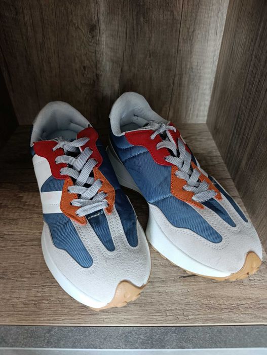 Маратонки Адидас и new balance