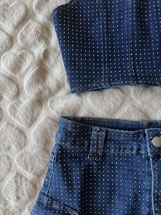 Дънков комплект пола и бюстие с камъчета