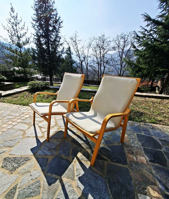 Двойка фотьойли на Finn Оstergaard от средата на века