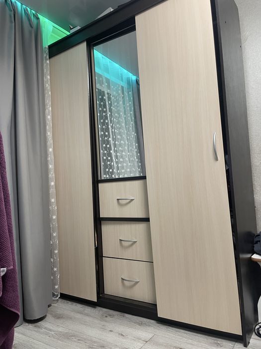 Продам шкаф 19000