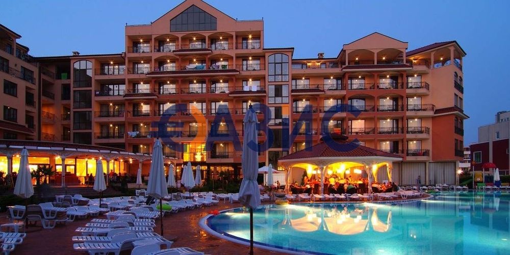 Продава се Тристаен апартамент в к.к. Слънчев бряг - 88 кв.м за 1363 €/кв.м - Снимка #12