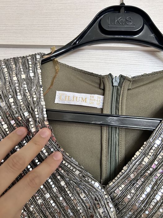 Вечернее платье блестящее