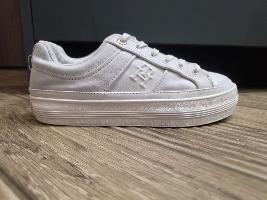 Дамски маратонки Tommy Hilfiger