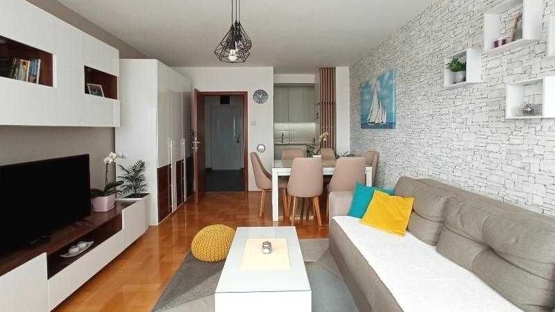 Дава се под наем Двустаен апартамент в Пловдив, Христо Смирненски - 68 кв.м за 367.2 € - Снимка #6