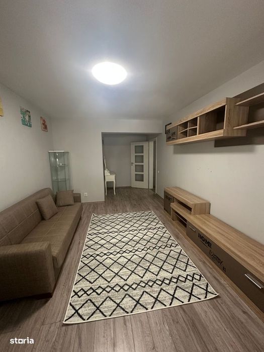 Apartament 3 camere de inchiriat-Metrou Aparatorii Patriei
