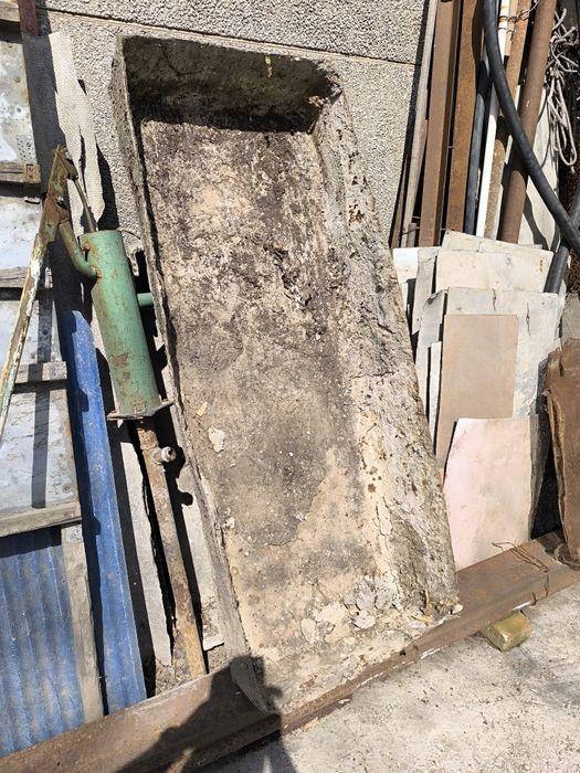 Продам корыто строительное