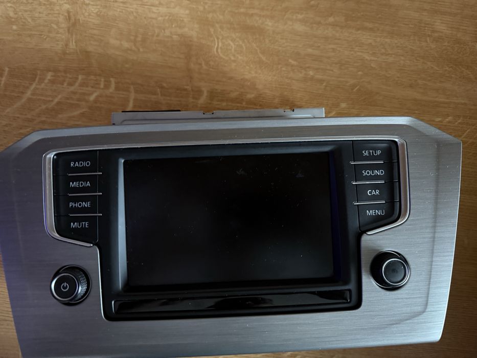 Radio cd/usb/ original VW Passat B8