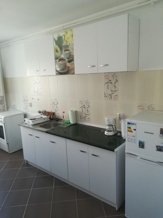 Cazare apartament 2 camere, Coresi