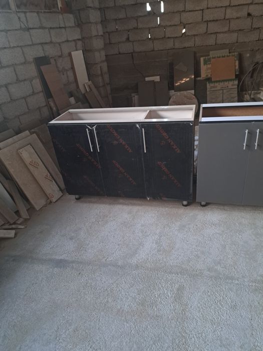 Мебель Кухонный гарнитур, отдельно кухонные столы