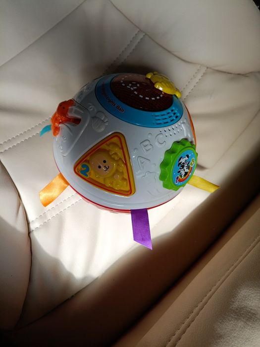 VTech Jucarie Minge magica interactiva pentru bebelusi limba engleza