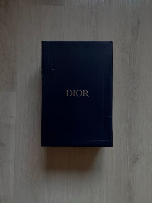 Dior b 30