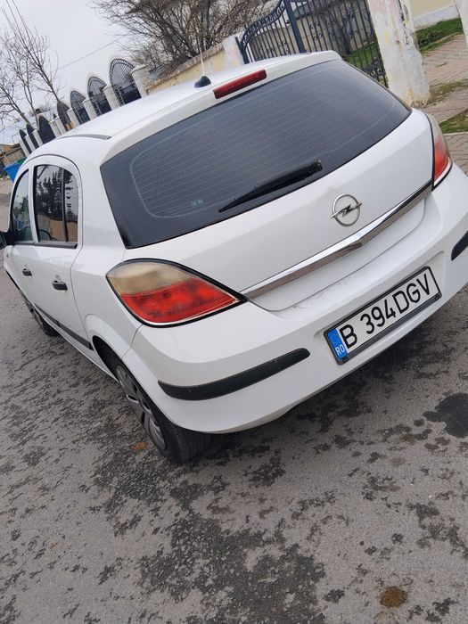 Vând Opel Astra h