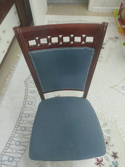 Орындық сатылады  5  дана