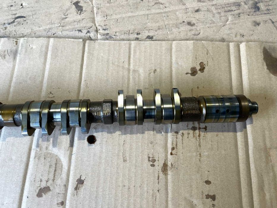 Всмукателен Разпределителен Вал Десен Porsche Cayenne 957 4,8 V8