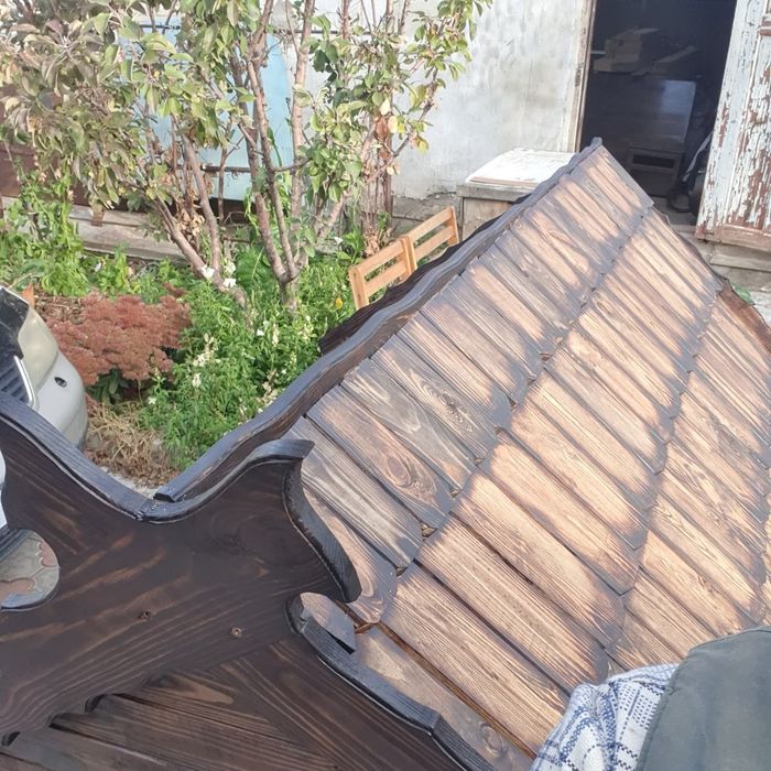 Будка для собак крупных пород