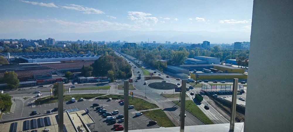 Продава се Двустаен апартамент в Пловдив, Гагарин - 72 кв.м за 714 €/кв.м - Снимка #1