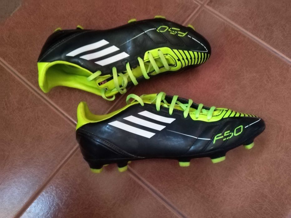 Футболни обувки Adidas