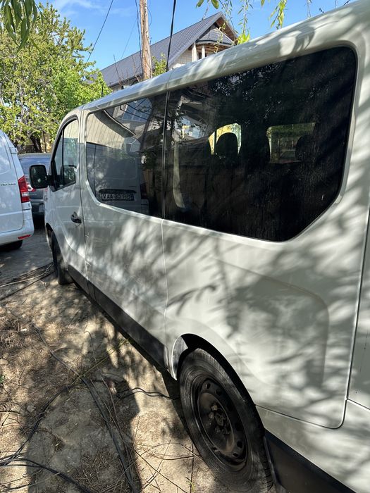 Renault Trafic  8+1